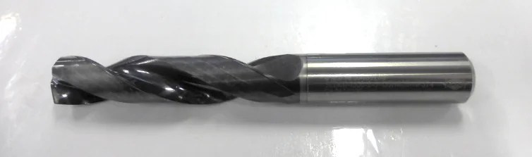 First tool photographed in the reported hydraulic pump tooling set