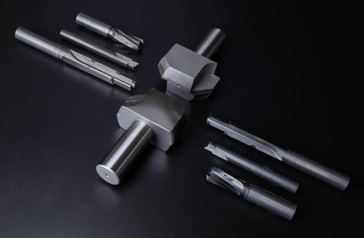 The Different Between HSS reamer, Carbide Reamer, and PCD Reamer