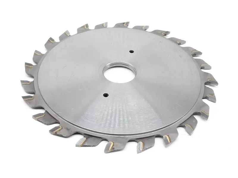 5.Dado Blade
