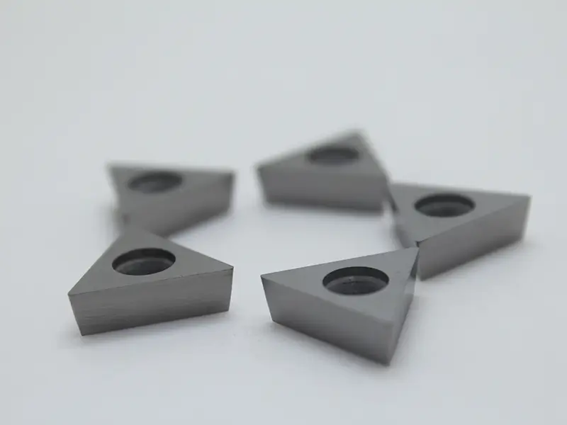 carbide inserts for machining stainless steel