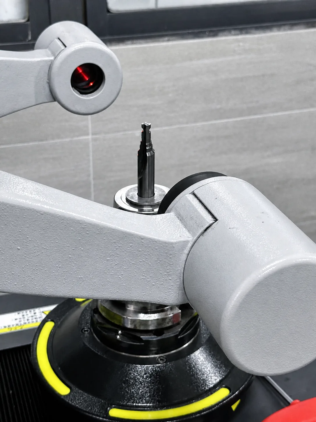 A reamer being inspected on a ZOLLER tool inspection system.